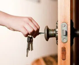 Golden Locksmith Services Levittown, PA 215-583-2331 Golden Locksmith Services Levittown, PA 215-583-2331 - 4-Locksmith-Service